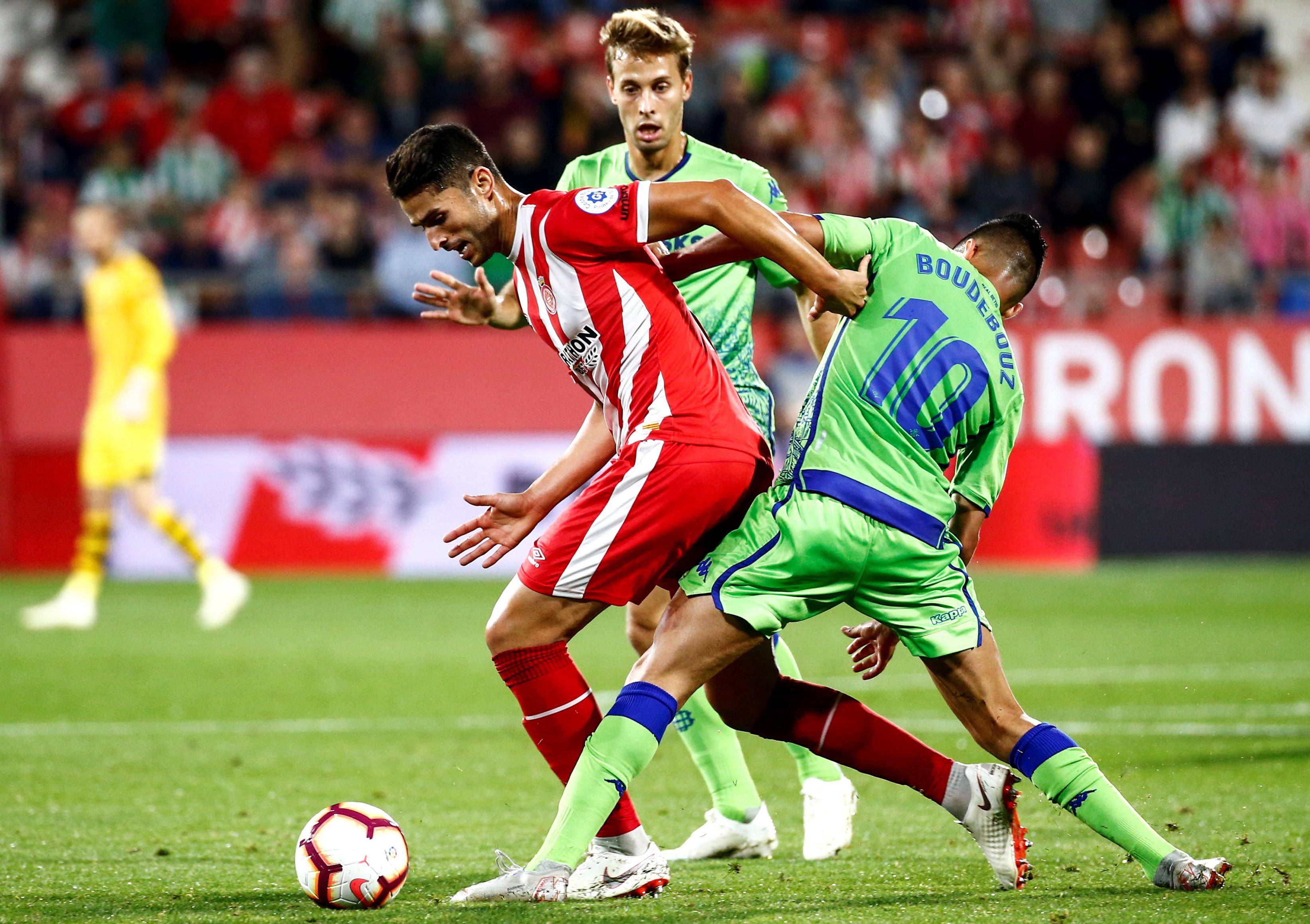 赛地聚焦——西甲关键时刻热度飙升；洛杉矶湖人完成体检；压力陡增；轮换策略成焦点的简单介绍-开云体育下载